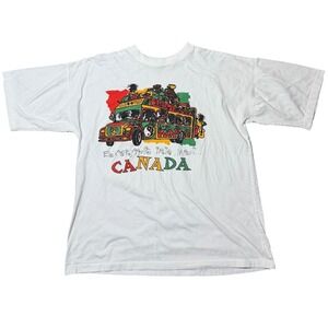 Vintage 90s Canada Rasta Vibration Everything Irie Mon Graphic Souvenir T-Shirt